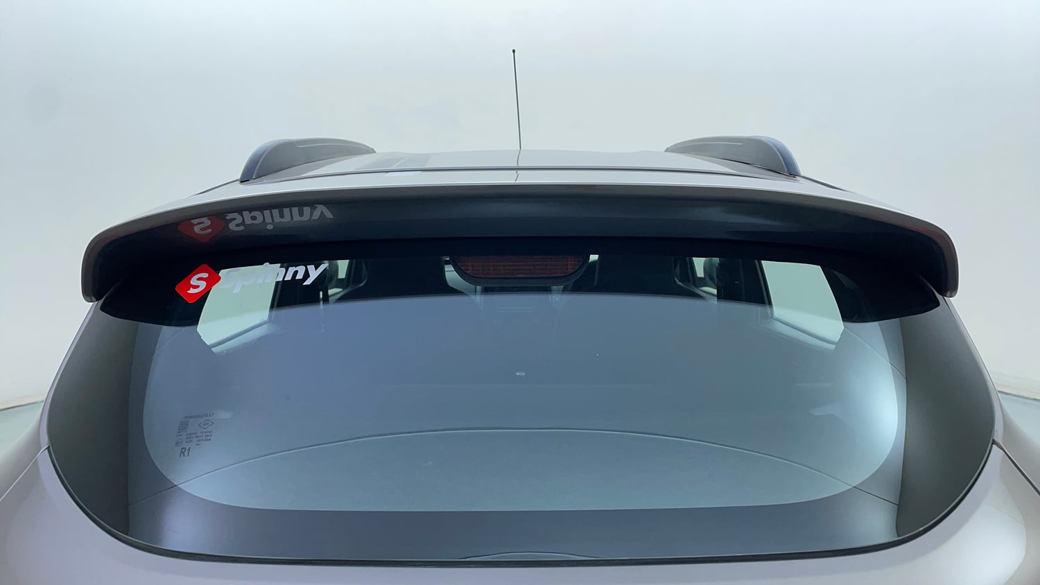 Used 2017 Renault Kwid 1.0 RXT Petrol Manual exterior BACK WINDSHIELD VIEW
