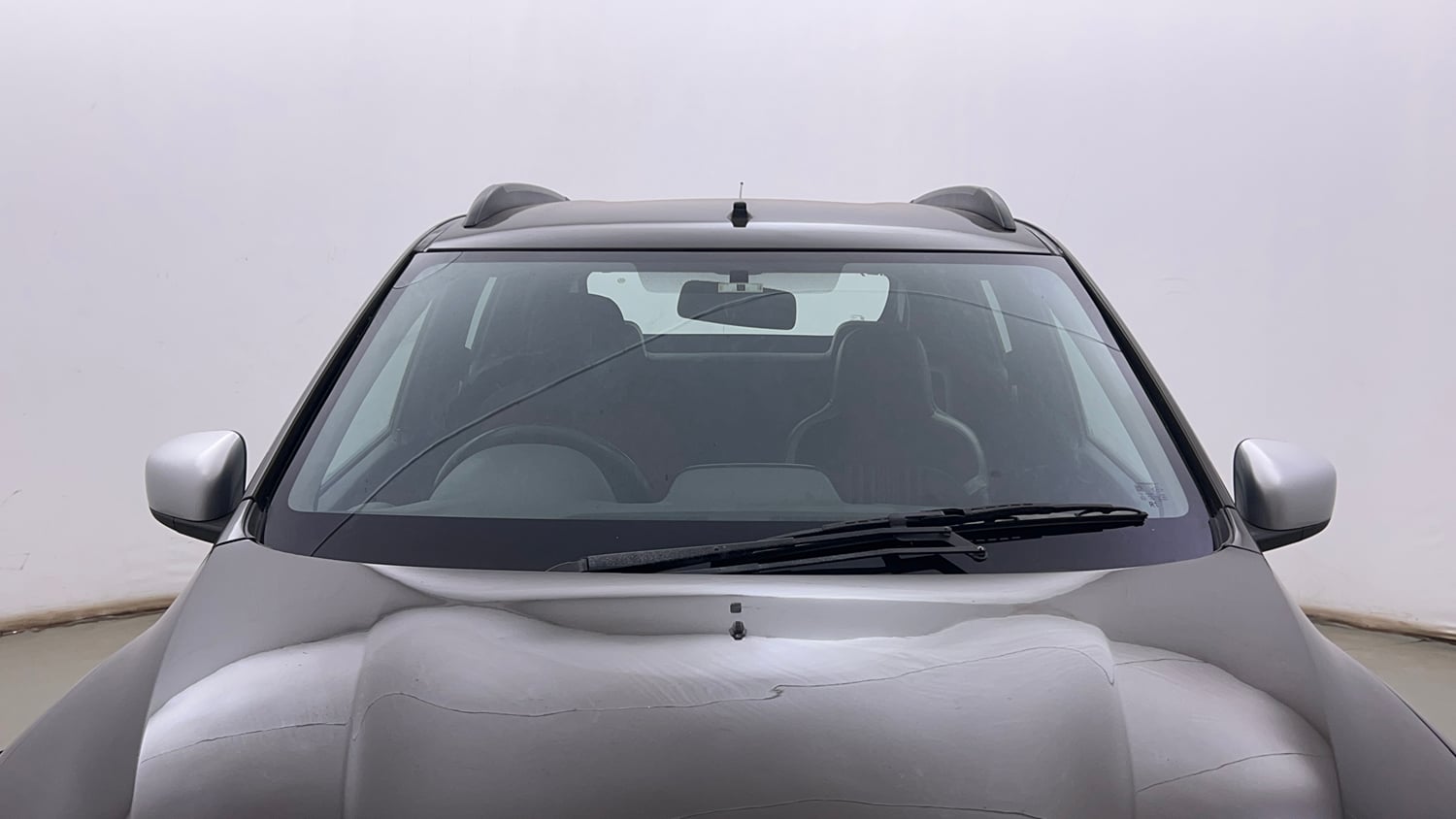 Used 2017 Renault Kwid RXT (O) 1.0 SCE Edition Petrol Manual exterior FRONT WINDSHIELD VIEW