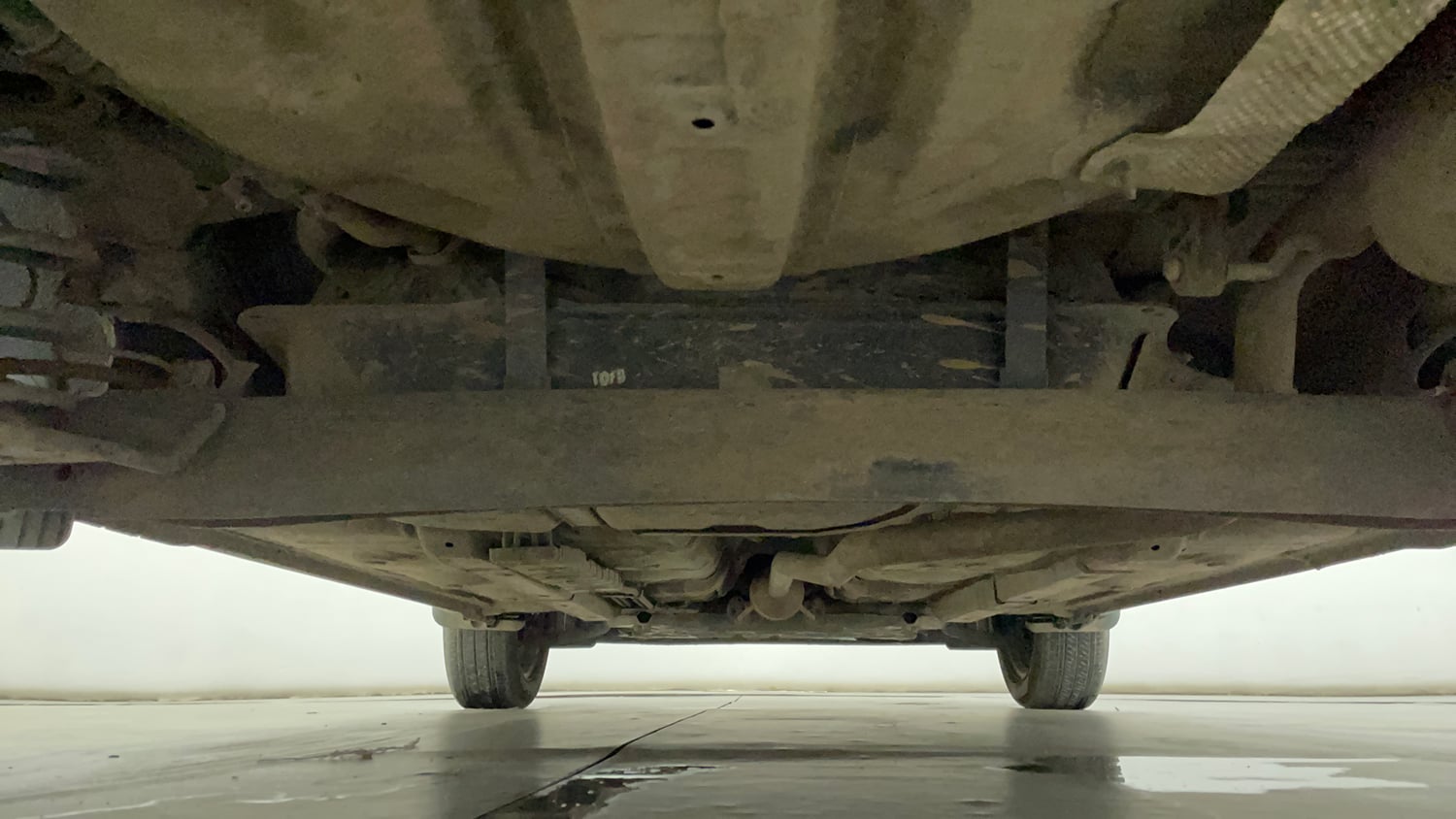 Used 2024 Hyundai Grand i10 Nios Corporate1.2 Kappa Petrol Manual extra REAR UNDERBODY VIEW (TAKEN FROM REAR)