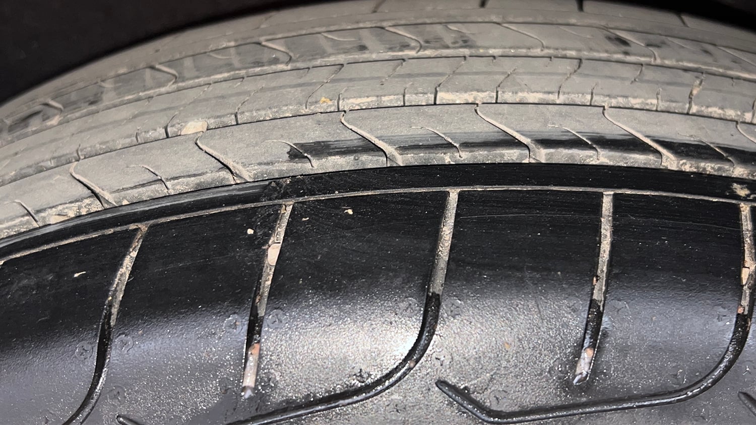Used 2018 Ford EcoSport Trend + 1.5L TDCi Diesel Manual tyres LEFT REAR TYRE TREAD VIEW