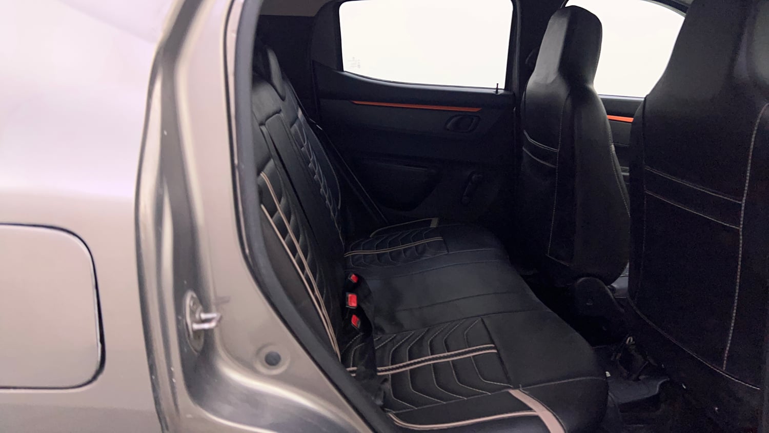 Used 2018 Renault Kwid CLIMBER 1.0 AMT Petrol Automatic interior RIGHT SIDE REAR DOOR CABIN VIEW