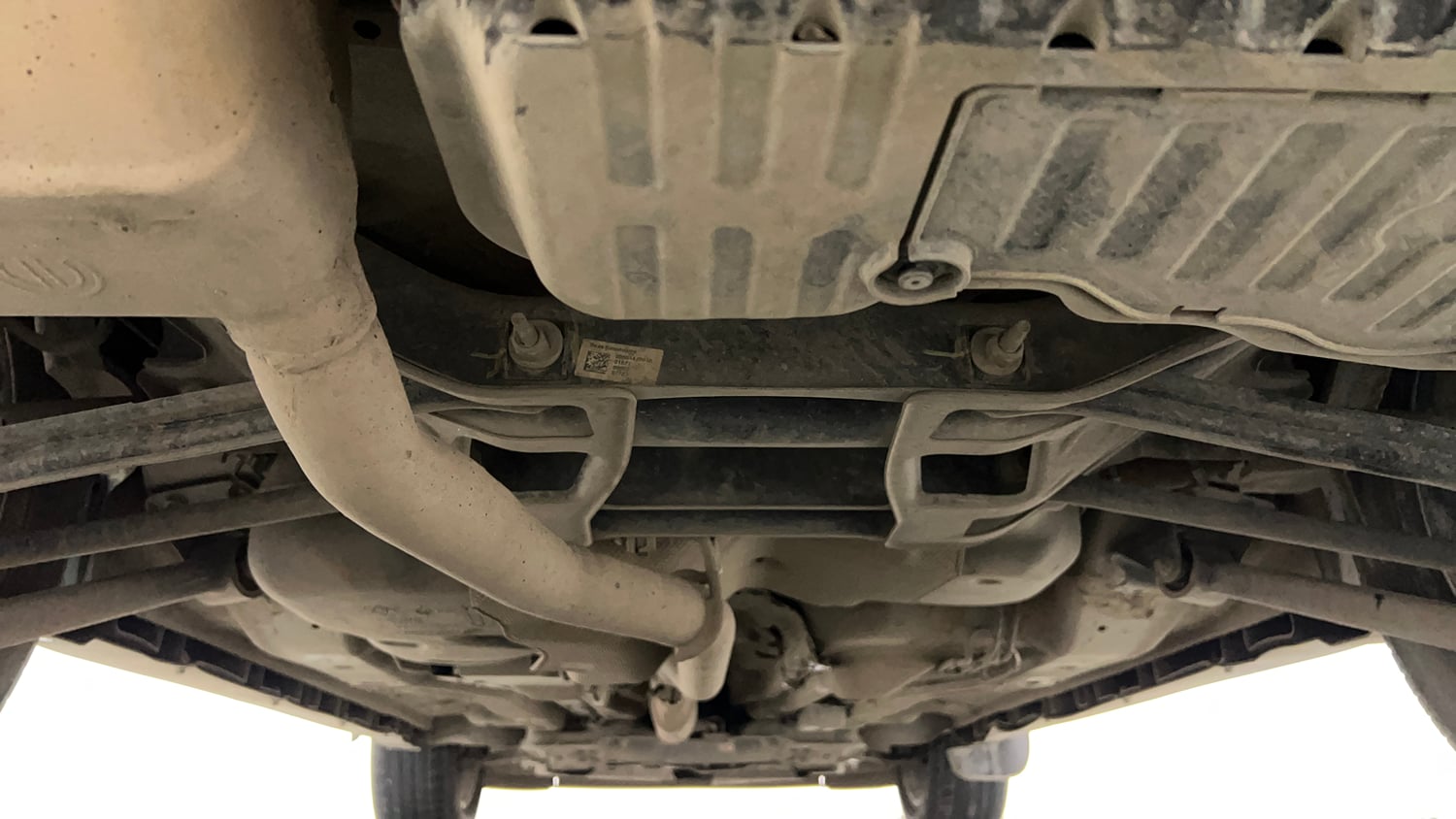 Used 2024 Jeep Compass Limited (O) 2.0 Diesel Diesel Manual extra REAR UNDERBODY VIEW (TAKEN FROM REAR)