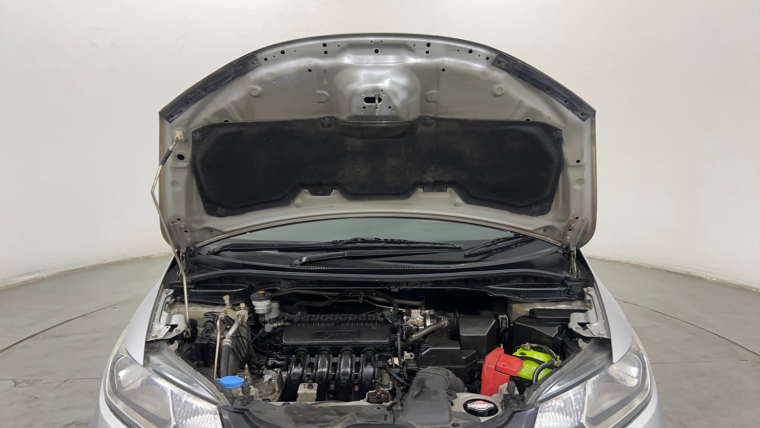 Used 2015 Honda Jazz SV Petrol Petrol Manual engine ENGINE & BONNET OPEN FRONT VIEW
