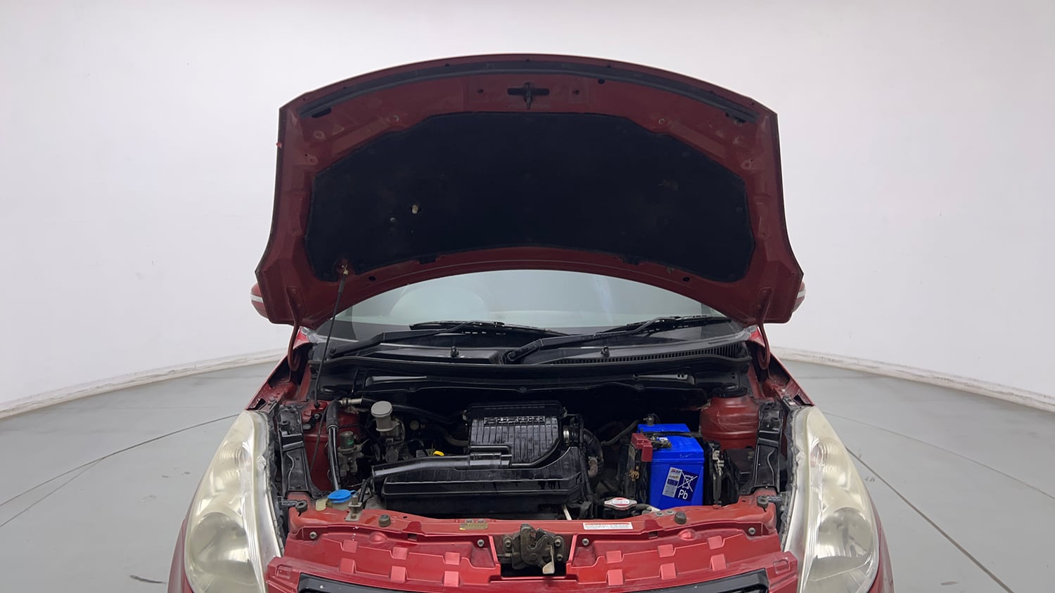 Used 2013 Maruti Suzuki Swift VXi Petrol Manual engine ENGINE & BONNET OPEN FRONT VIEW