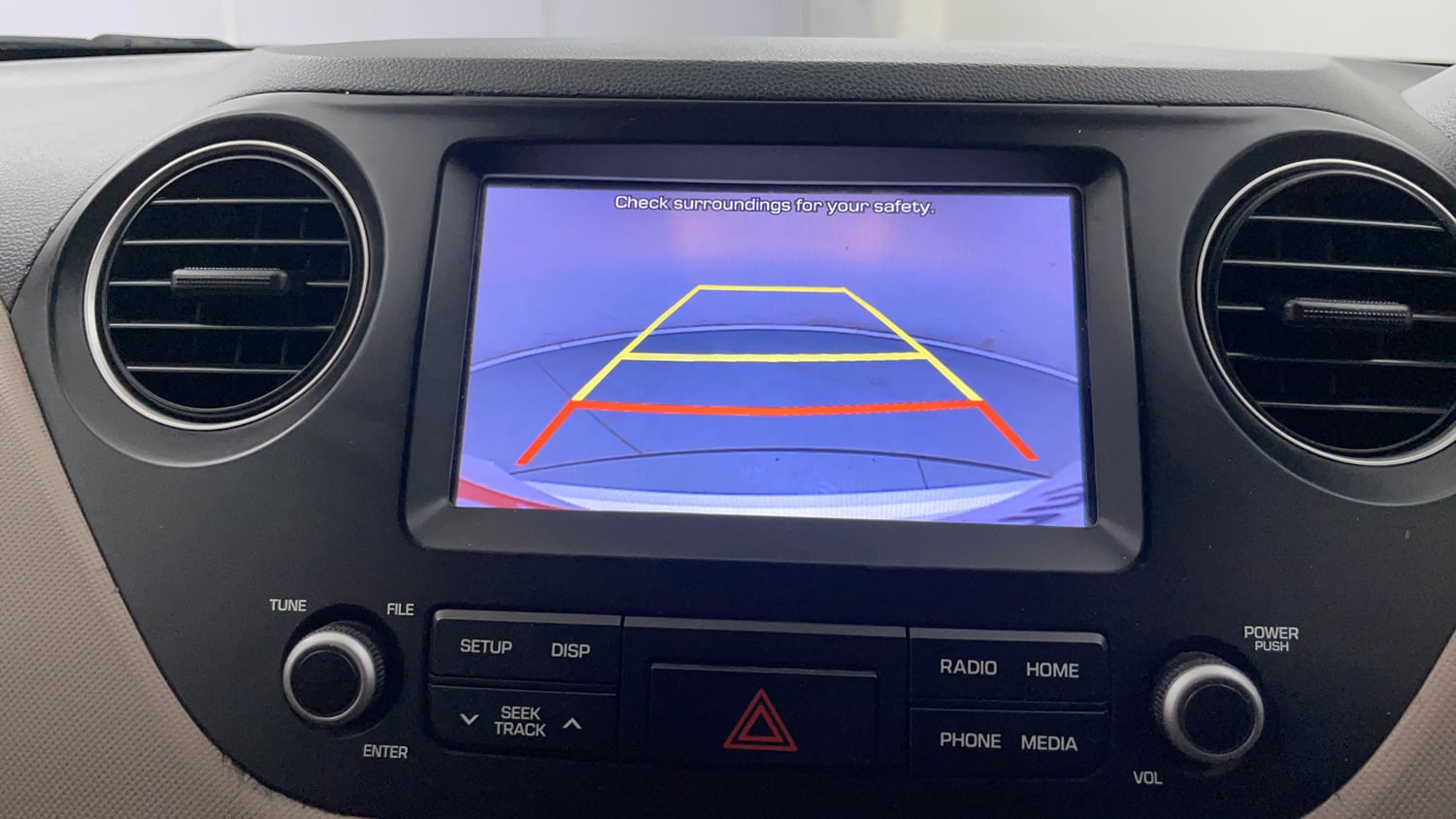 Used 2019 Hyundai Xcent SX Petrol Manual top_features Rear camera