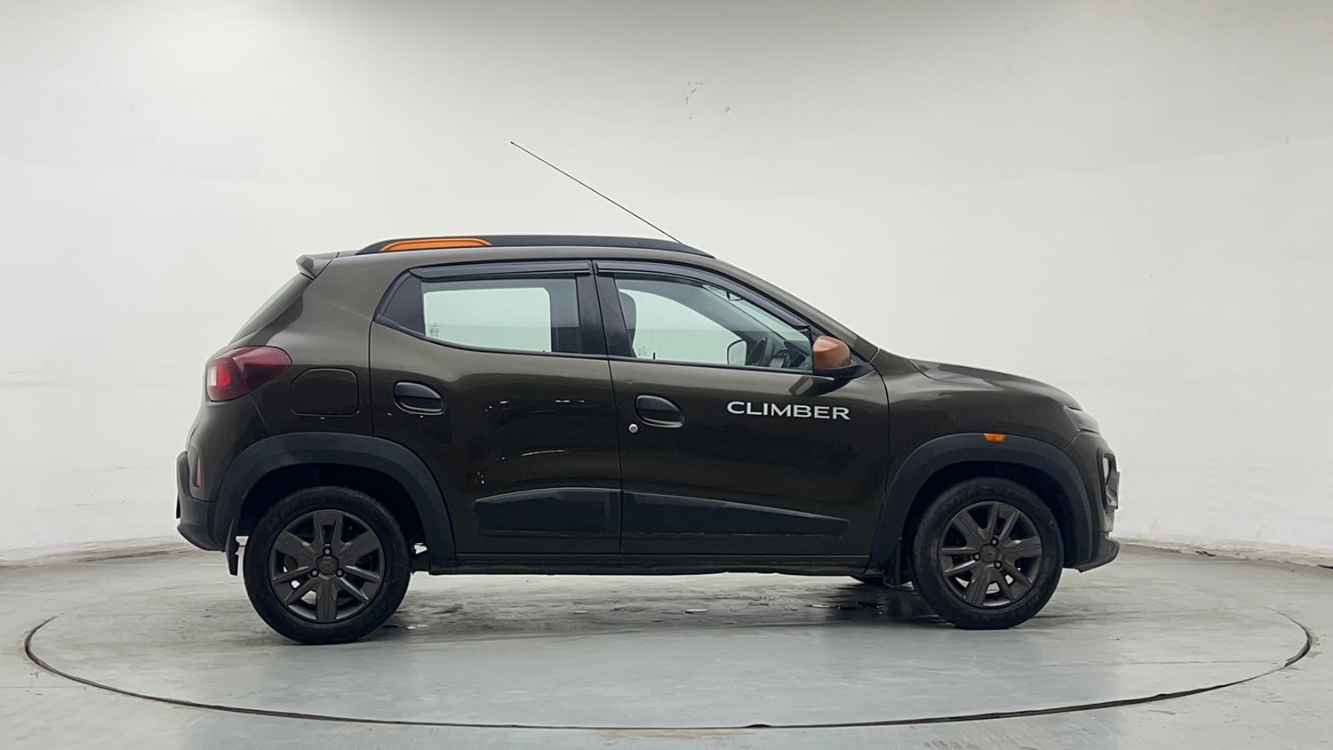 Used 2022 Renault Kwid CLIMBER 1.0 (O) Petrol Manual exterior RIGHT SIDE VIEW