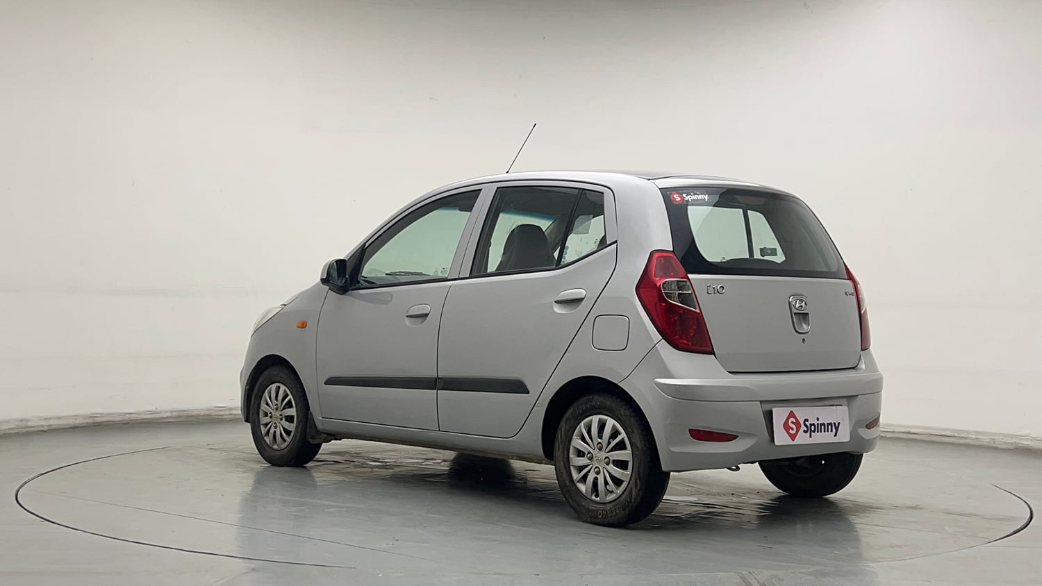 Used 2014 Hyundai i10 Sportz 1.1 iRDE2 Petrol Manual exterior LEFT REAR CORNER VIEW