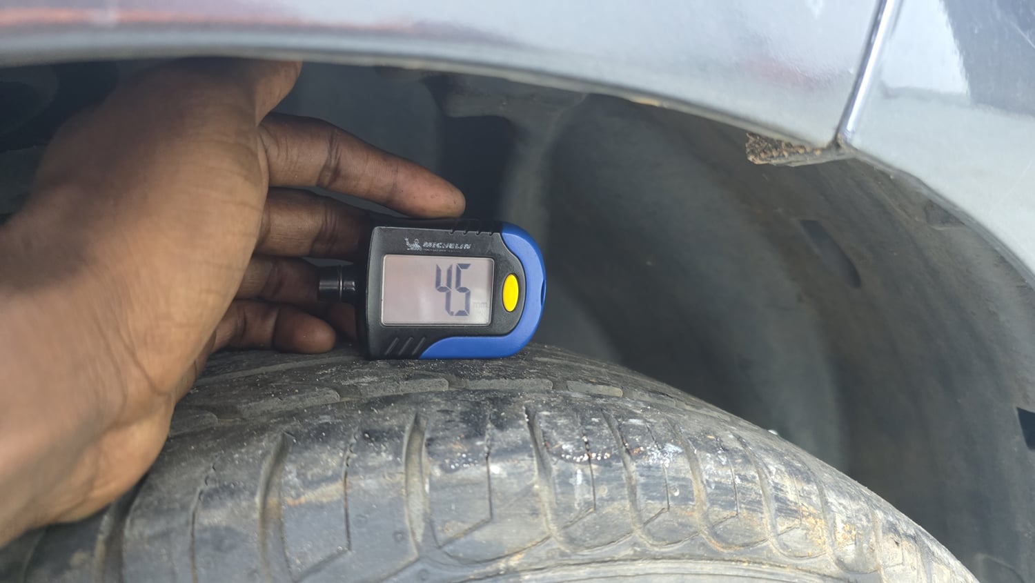 Used 2015 Ford EcoSport Titanium 1.5 TDCi Diesel Manual tyres RIGHT FRONT TYRE TREAD VIEW