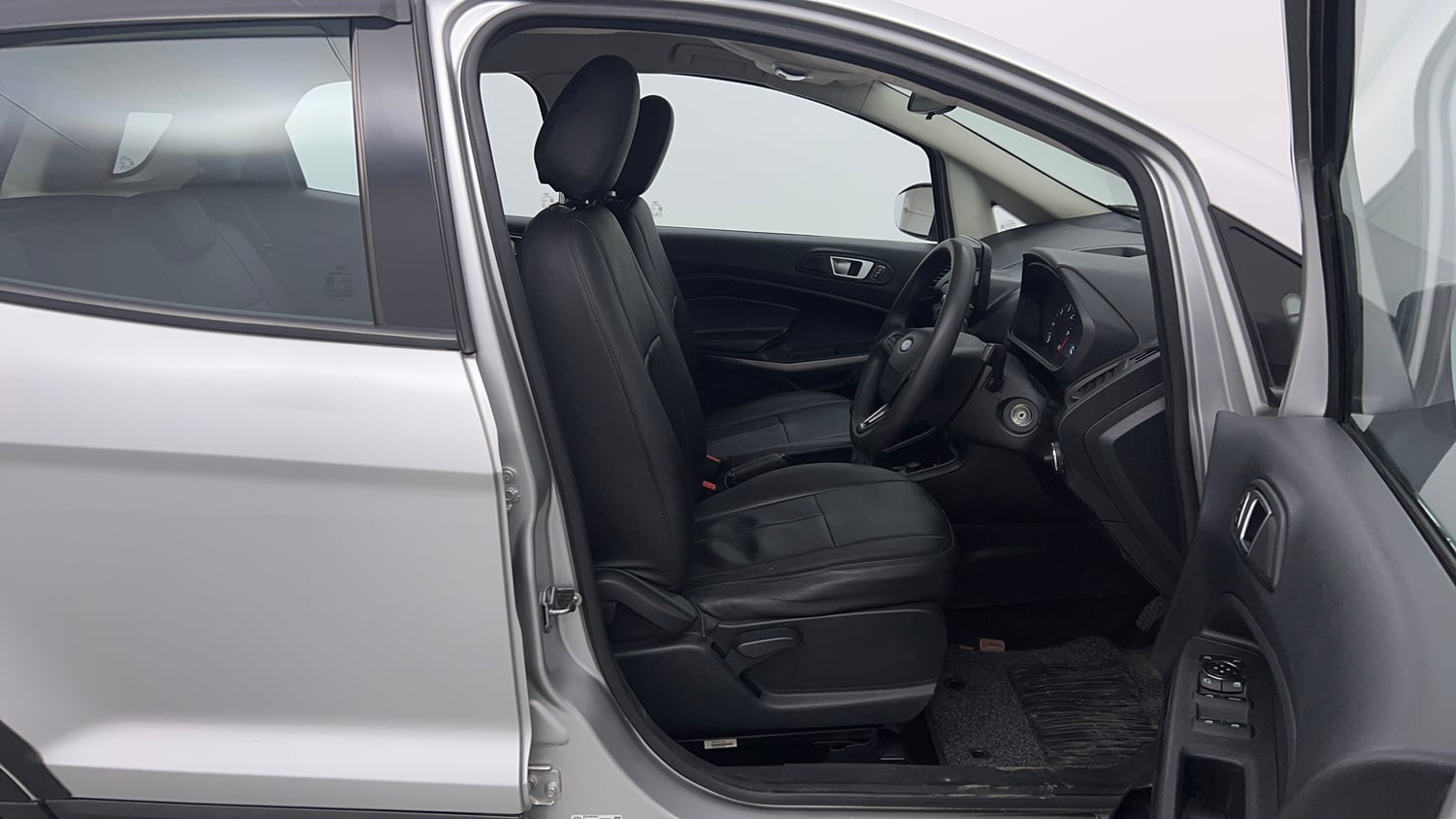 Used 2018 Ford EcoSport Trend + 1.5L TDCi Diesel Manual interior RIGHT SIDE FRONT DOOR CABIN VIEW