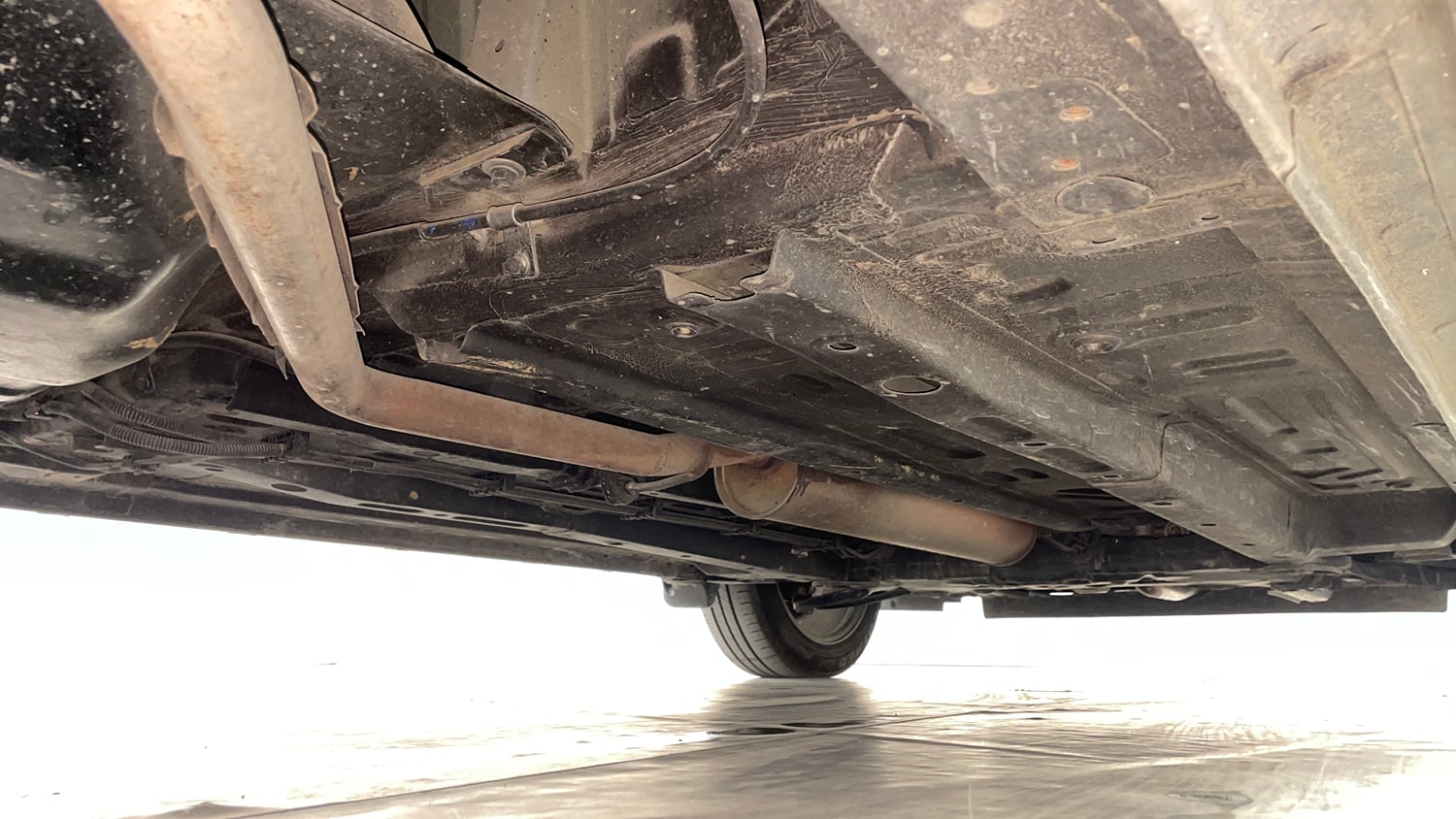Used 2025 Tata Altroz XZ Petrol Petrol Manual extra REAR RIGHT UNDERBODY VIEW