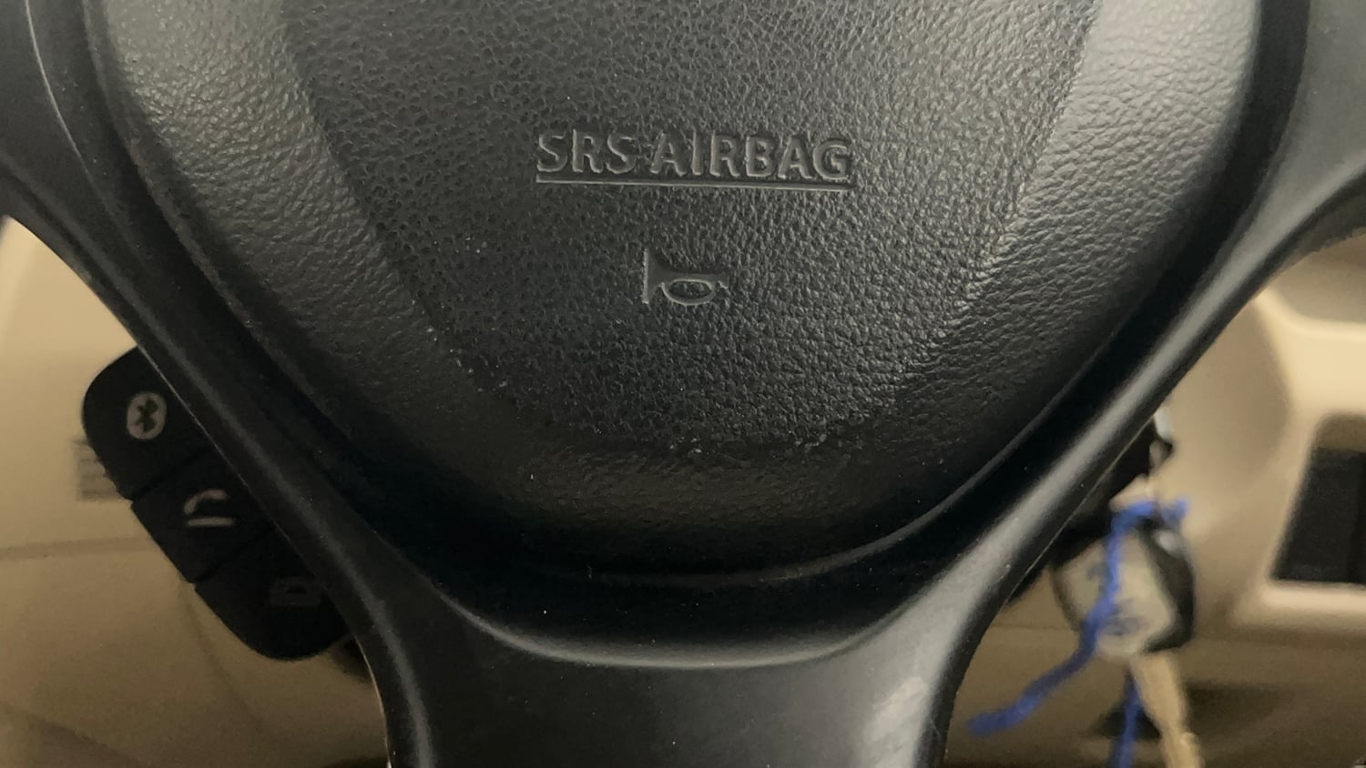 Used 2022 Maruti Suzuki Ciaz Delta 1.5 Petrol Manual top_features Airbags