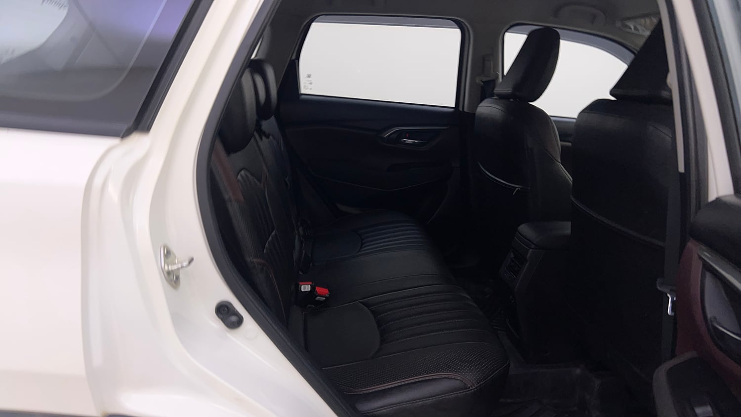 Used 2024 Maruti Suzuki Grand Vitara Delta Smart Hybrid Petrol Manual interior RIGHT SIDE REAR DOOR CABIN VIEW