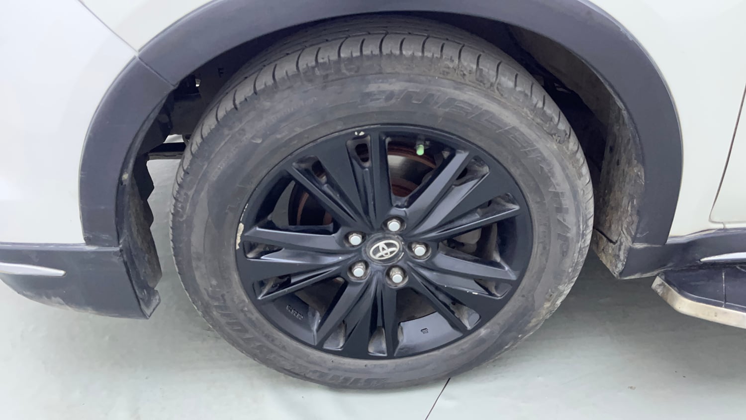 Used 2019 Toyota Innova Crysta Touring Sport Diesel AT Diesel Automatic tyres LEFT FRONT TYRE RIM VIEW