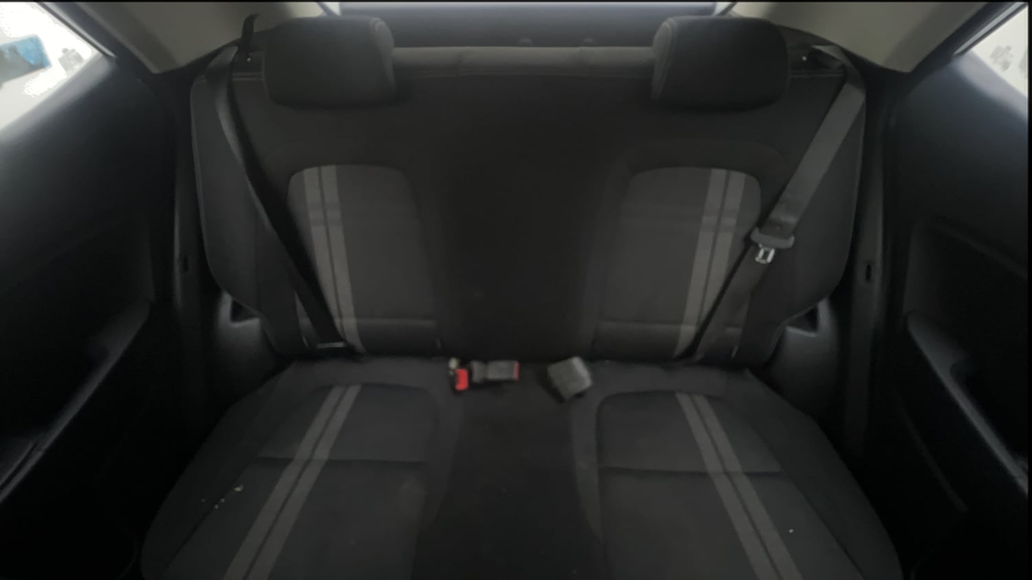Used 2022 Hyundai Venue SX 1.0 Turbo iMT Petrol Manual interior REAR SEAT CONDITION VIEW
