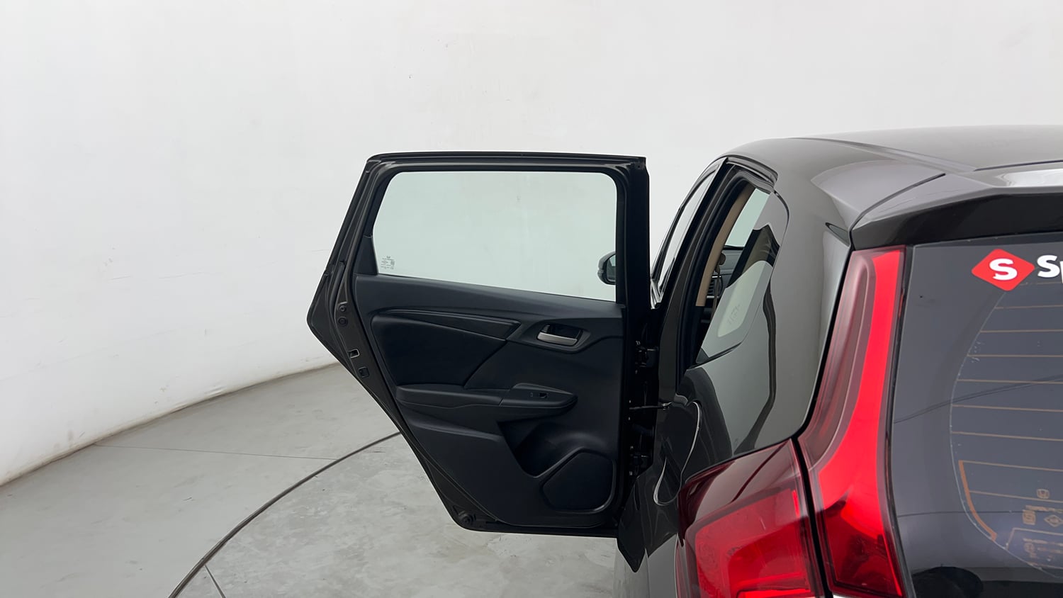 Used 2019 Honda Jazz V CVT Petrol Petrol Automatic interior LEFT REAR DOOR OPEN VIEW