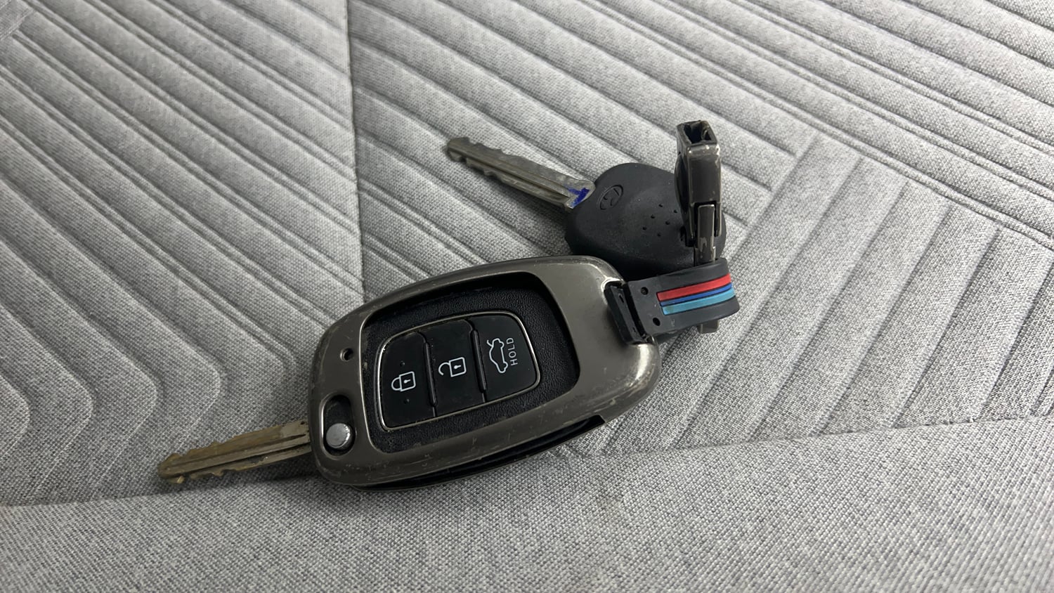 Used 2024 Hyundai Grand i10 Nios Magna 1.2 Kappa Petrol+CNG (Outside Fitted) Cng Manual extra CAR KEY VIEW