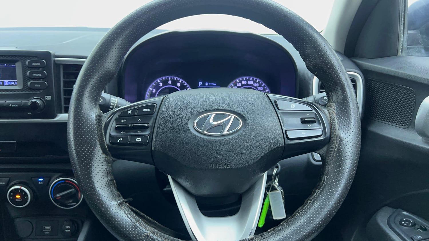 Used 2021 Hyundai Venue S 1.0 Turbo DCT Petrol Automatic top_features Steering mounted controls