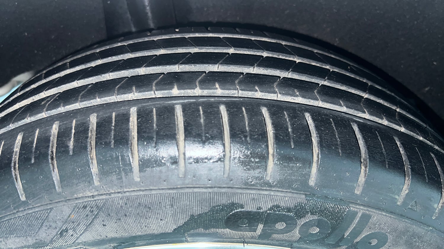 Used 2021 Maruti Suzuki Baleno Zeta Automatic Petrol Automatic tyres RIGHT REAR TYRE TREAD VIEW
