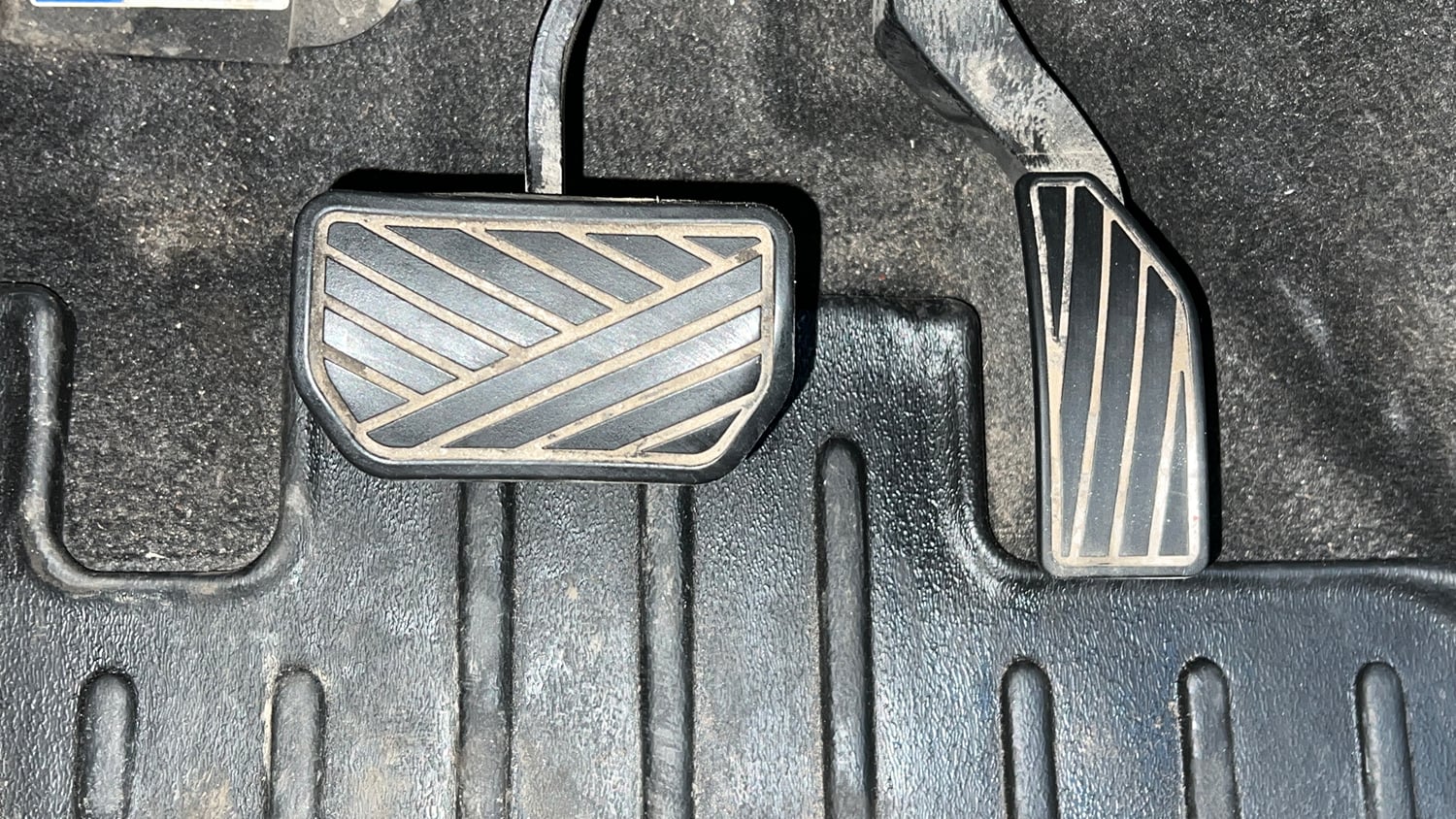 Used 2018 maruti-suzuki Vitara Brezza ZDi AGS Diesel Automatic interior PEDALS VIEW
