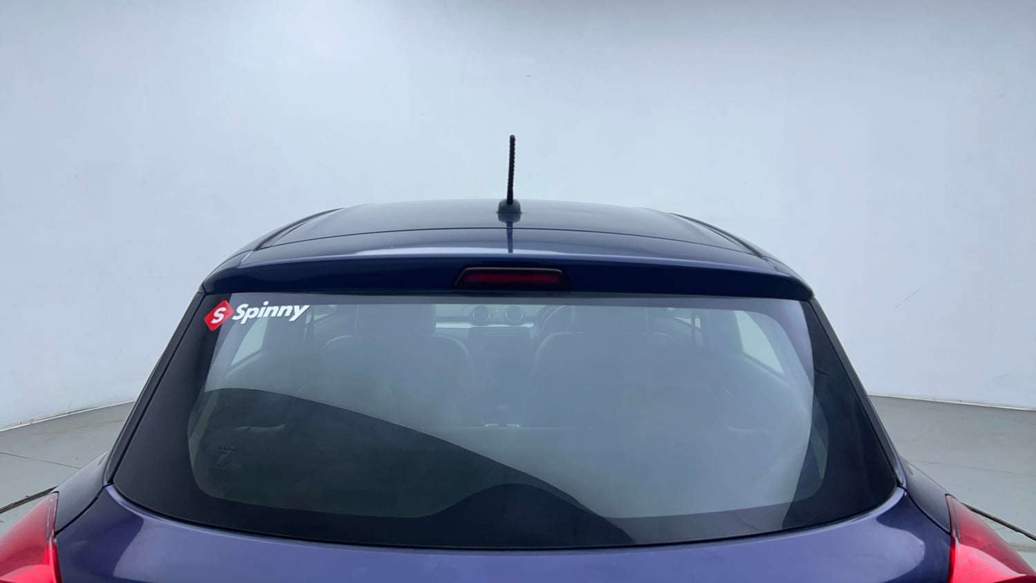 Used 2019 Maruti Suzuki Swift VXi AMT Petrol Automatic exterior BACK WINDSHIELD VIEW
