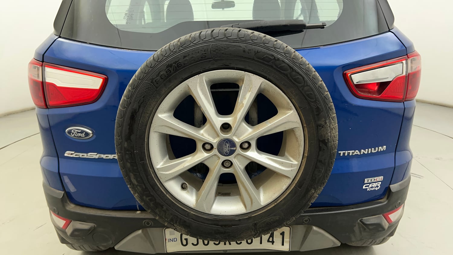 Used 2017 Ford EcoSport Titanium 1.5L TDCi Diesel Manual tyres SPARE TYRE VIEW