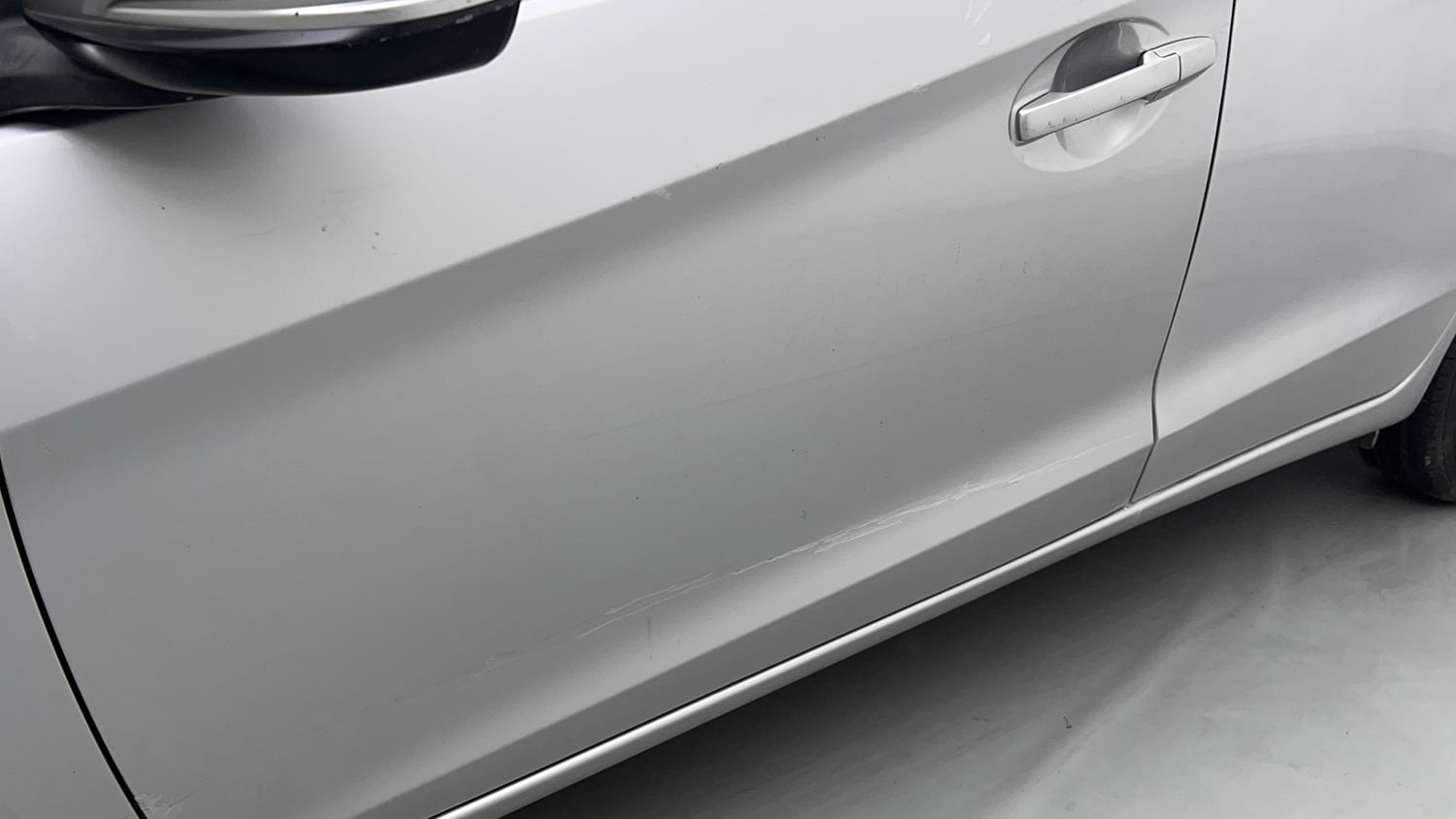 Used 2015 Honda Amaze 1.2 S i-VTEC Petrol Manual dents MINOR SCRATCH