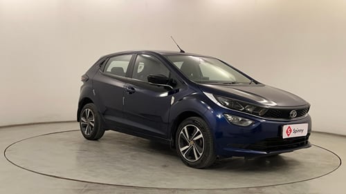 Used 2023 Tata Altroz XZ Petrol Petrol Manual exterior RIGHT FRONT CORNER VIEW