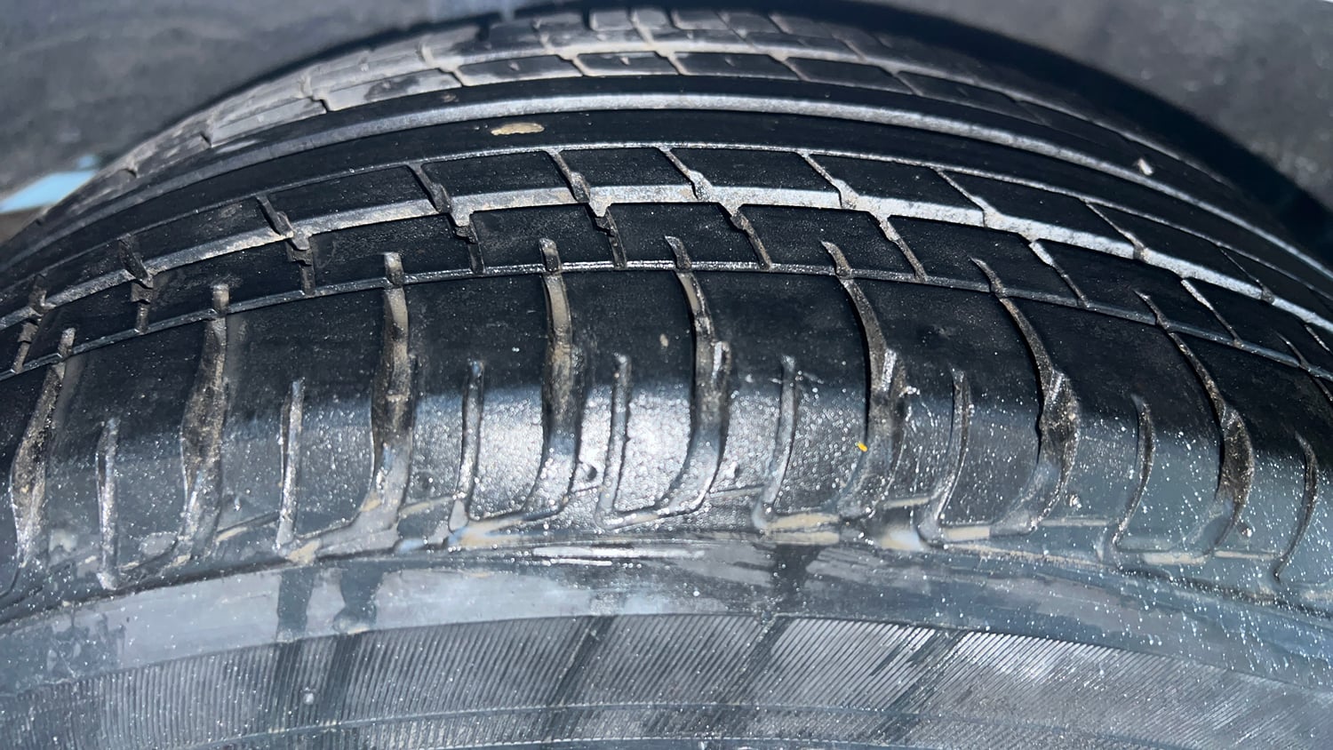 Used 2019 Honda Amaze 1.2 S CVT Petrol Petrol Automatic tyres RIGHT REAR TYRE TREAD VIEW