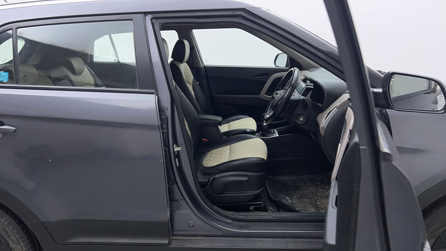 Used 2019 Hyundai Creta EX 1.6 Petrol Petrol Manual interior RIGHT SIDE FRONT DOOR CABIN VIEW
