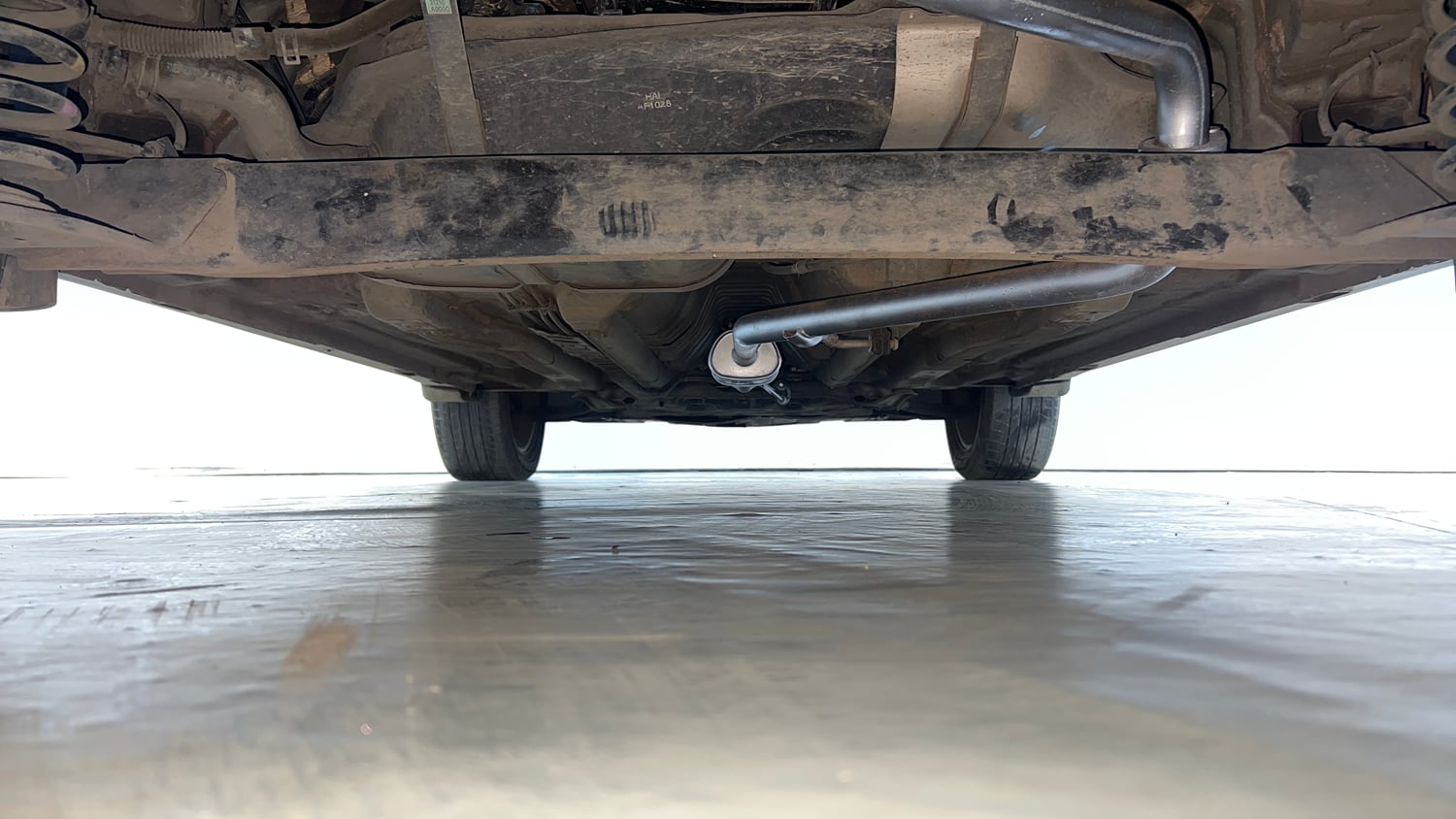 Used 2017 Hyundai Creta 1.6 SX Plus AT Petrol Petrol Automatic extra REAR UNDERBODY VIEW (TAKEN FROM REAR)