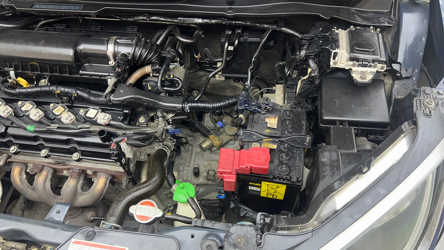 Used 2022 Maruti Suzuki Ignis Zeta 1.2 MT Petrol Manual engine ENGINE LEFT SIDE VIEW