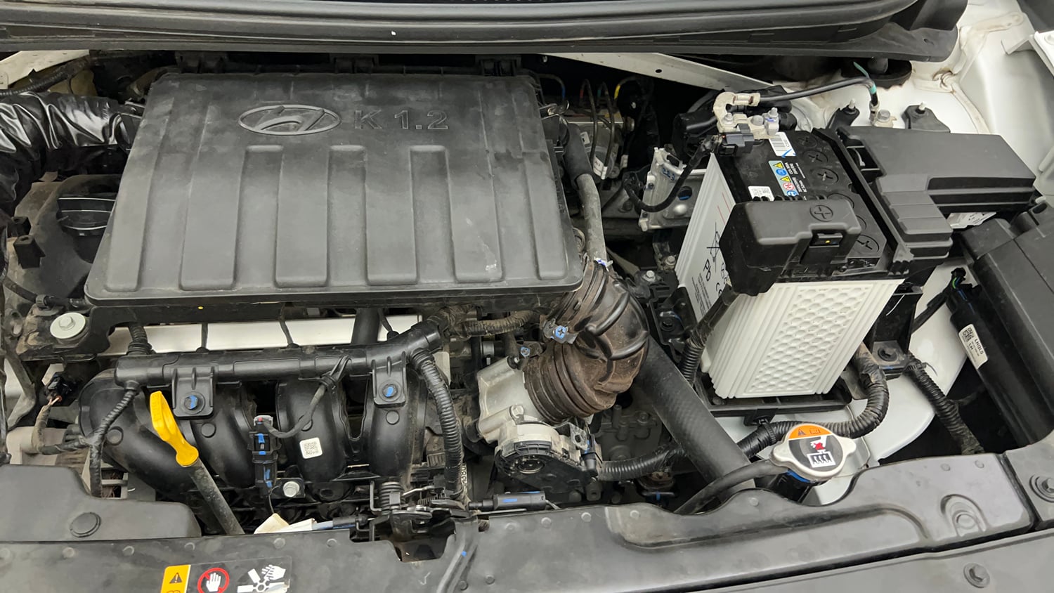 Used 2025 Hyundai Grand i10 Nios Magna 1.2 Kappa Petrol Manual engine ENGINE LEFT SIDE VIEW