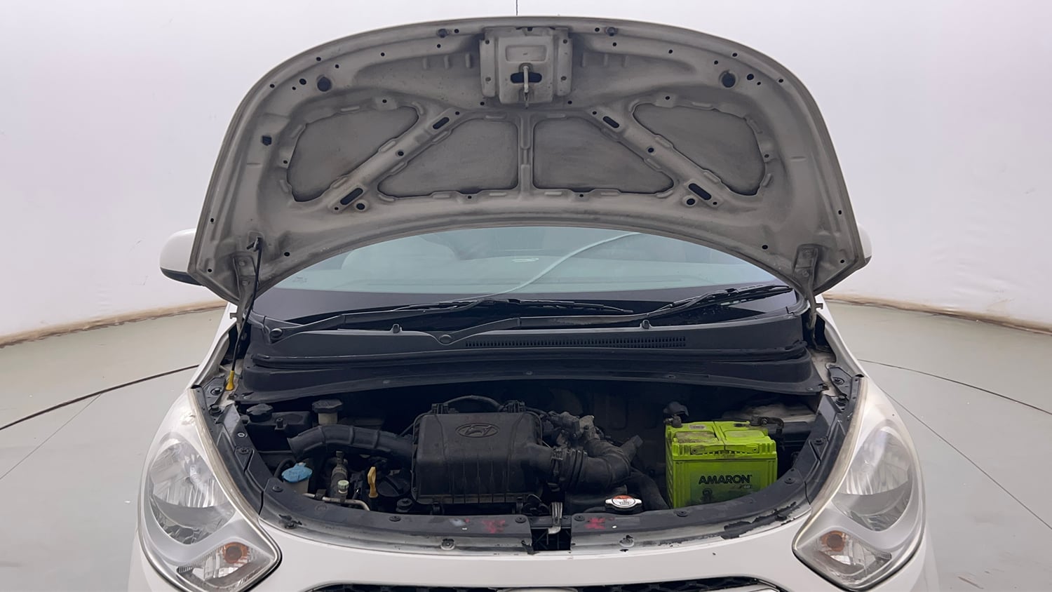 Used 2014 Hyundai i10 Sportz 1.1 iRDE2 Petrol Manual engine ENGINE & BONNET OPEN FRONT VIEW