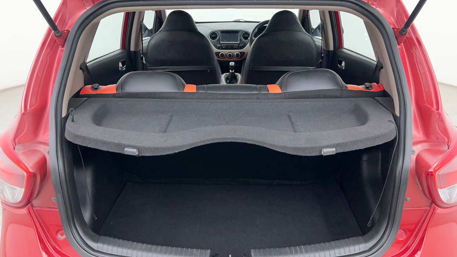 Used 2019 Hyundai Grand i10 Sportz 1.2 Kappa VTVT Petrol Manual interior DICKY INSIDE VIEW