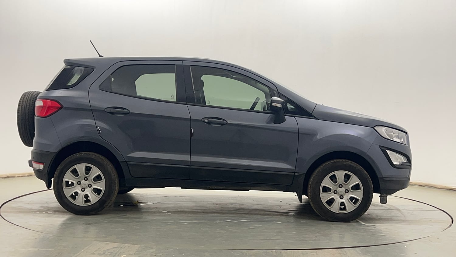 Used 2018 Ford EcoSport Trend 1.5L Ti-VCT Petrol Manual exterior RIGHT SIDE VIEW
