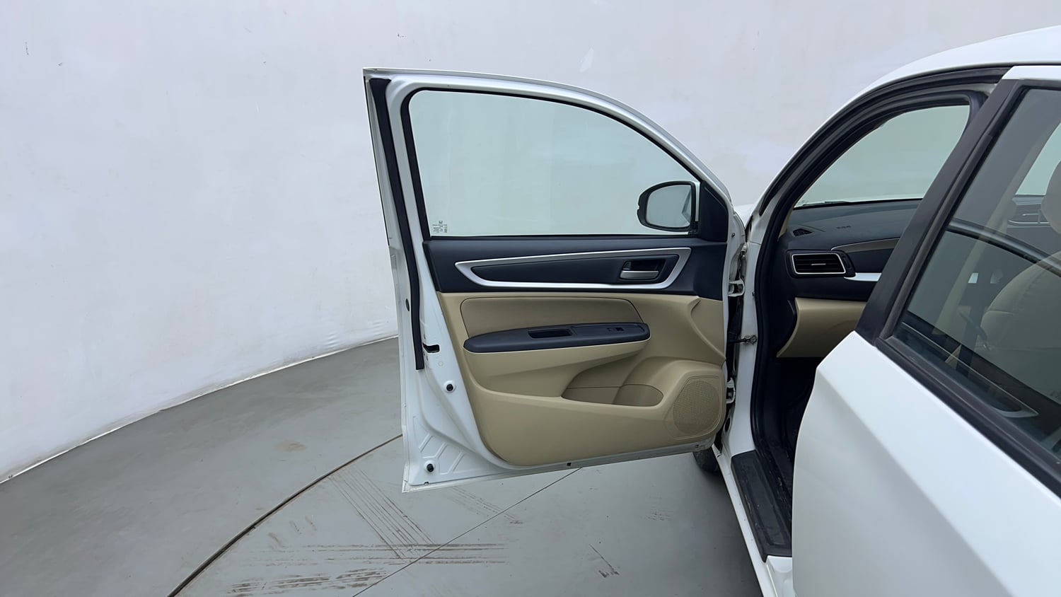 Used 2024 Honda Amaze S 1.2 Petrol CVT Petrol Automatic interior LEFT FRONT DOOR OPEN VIEW