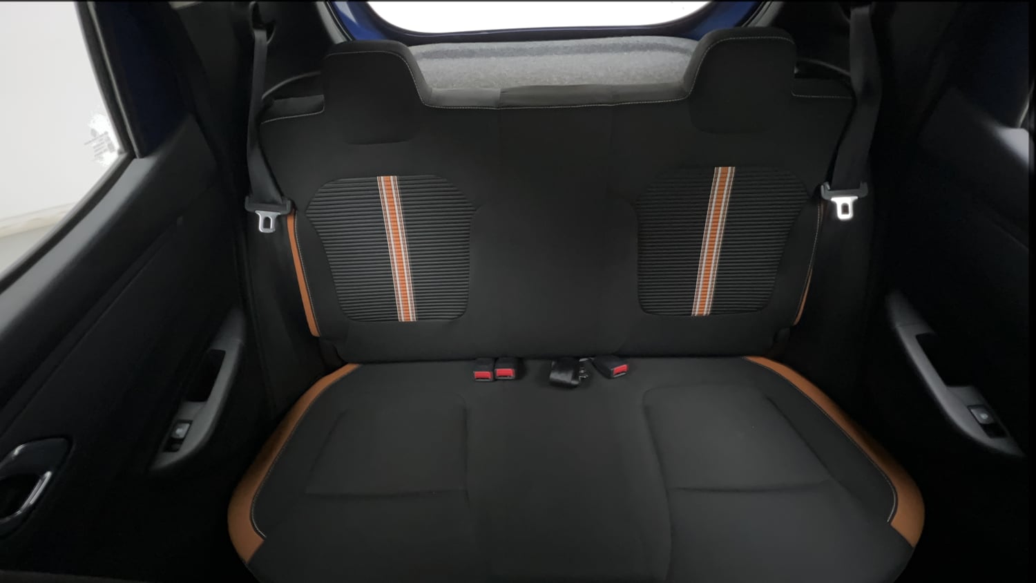 Used 2021 Renault Kwid CLIMBER 1.0 AMT Opt Petrol Automatic interior REAR SEAT CONDITION VIEW