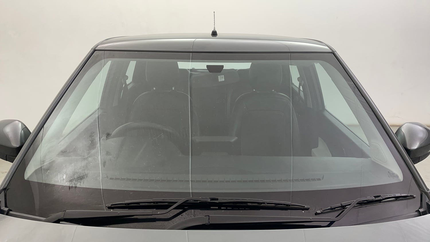 Used 2023 Tata Punch Accomplished MT Petrol Manual exterior FRONT WINDSHIELD VIEW