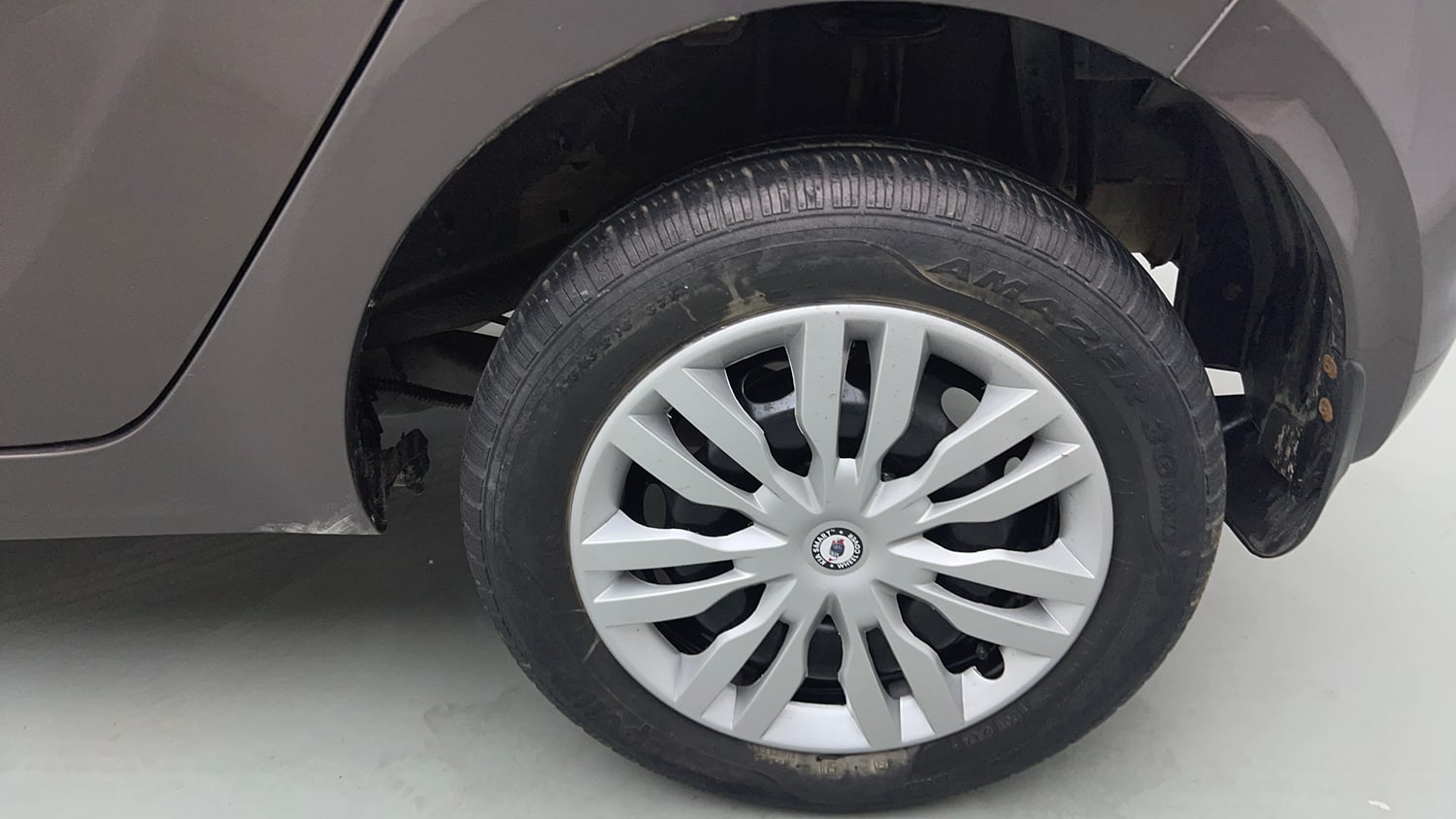 Used 2018 Tata Tiago Revotron XTA Petrol Automatic tyres LEFT REAR TYRE RIM VIEW