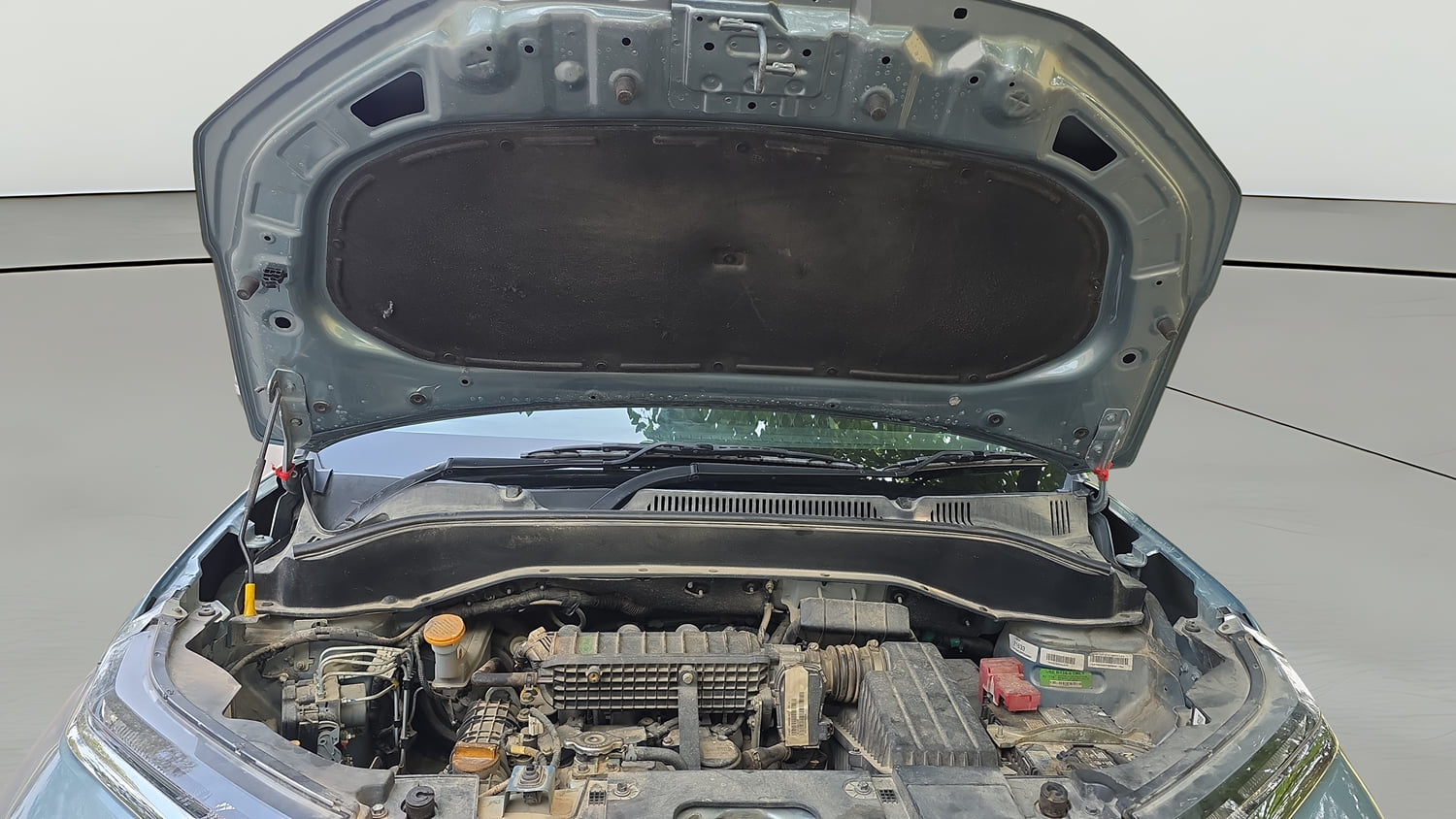 Used 2023 Tata Punch Accomplished MT Petrol Manual engine ENGINE & BONNET OPEN FRONT VIEW