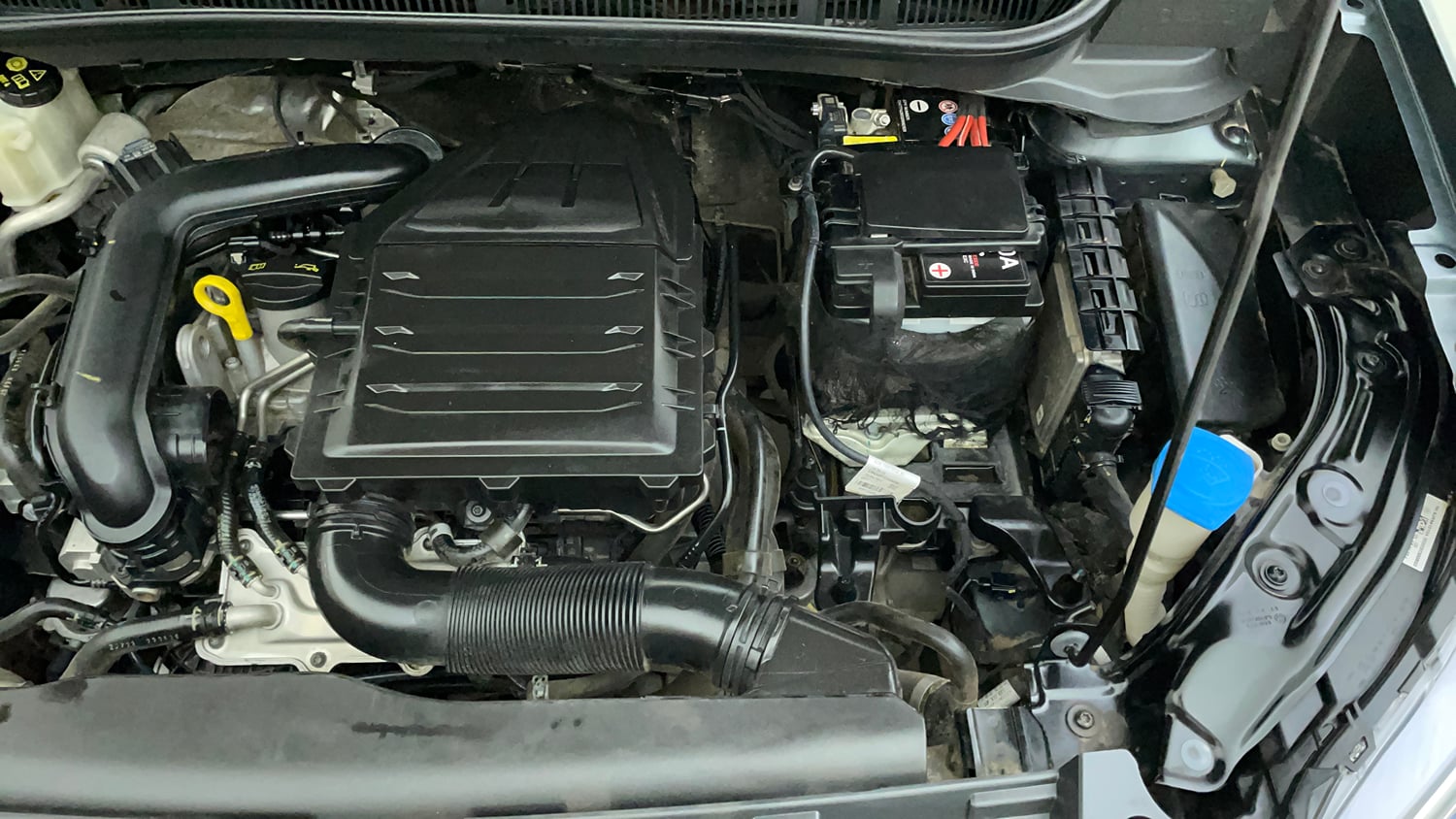 Used 2022 Volkswagen Taigun Topline 1.0 TSI MT Petrol Manual engine ENGINE LEFT SIDE VIEW