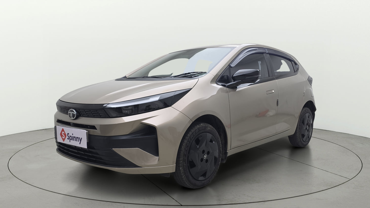 Used 2025 Tata Altroz Creative S Petrol 6DCT Petrol Automatic exterior LEFT FRONT CORNER VIEW