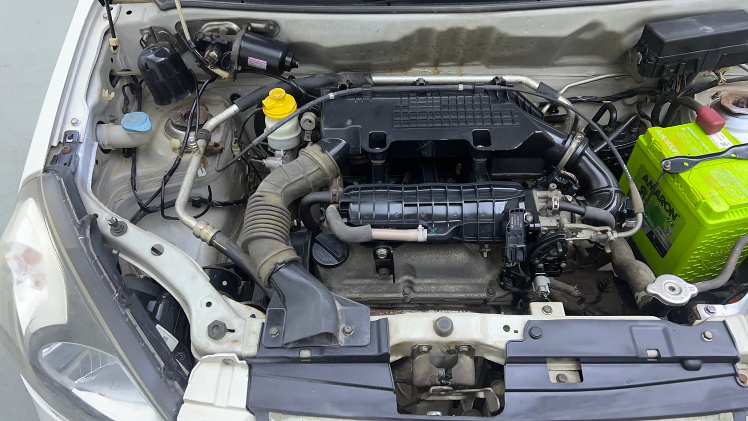 Used 2014 Maruti Suzuki Alto 800 Lxi Petrol Manual engine ENGINE RIGHT SIDE VIEW