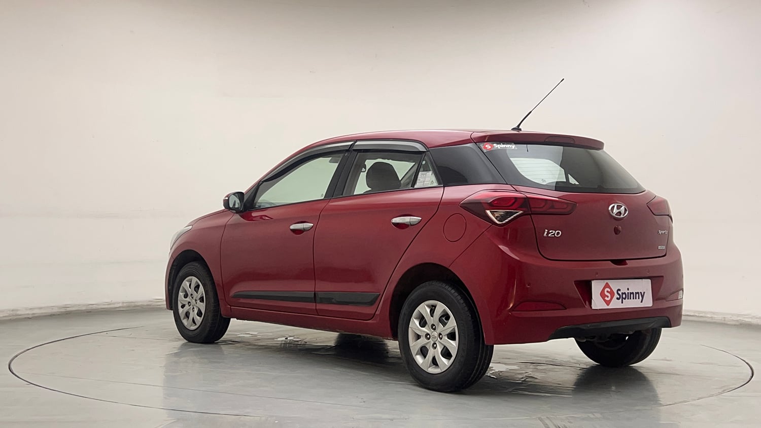 Used 2016 Hyundai Elite i20 Sportz 1.2 Petrol Manual exterior LEFT REAR CORNER VIEW
