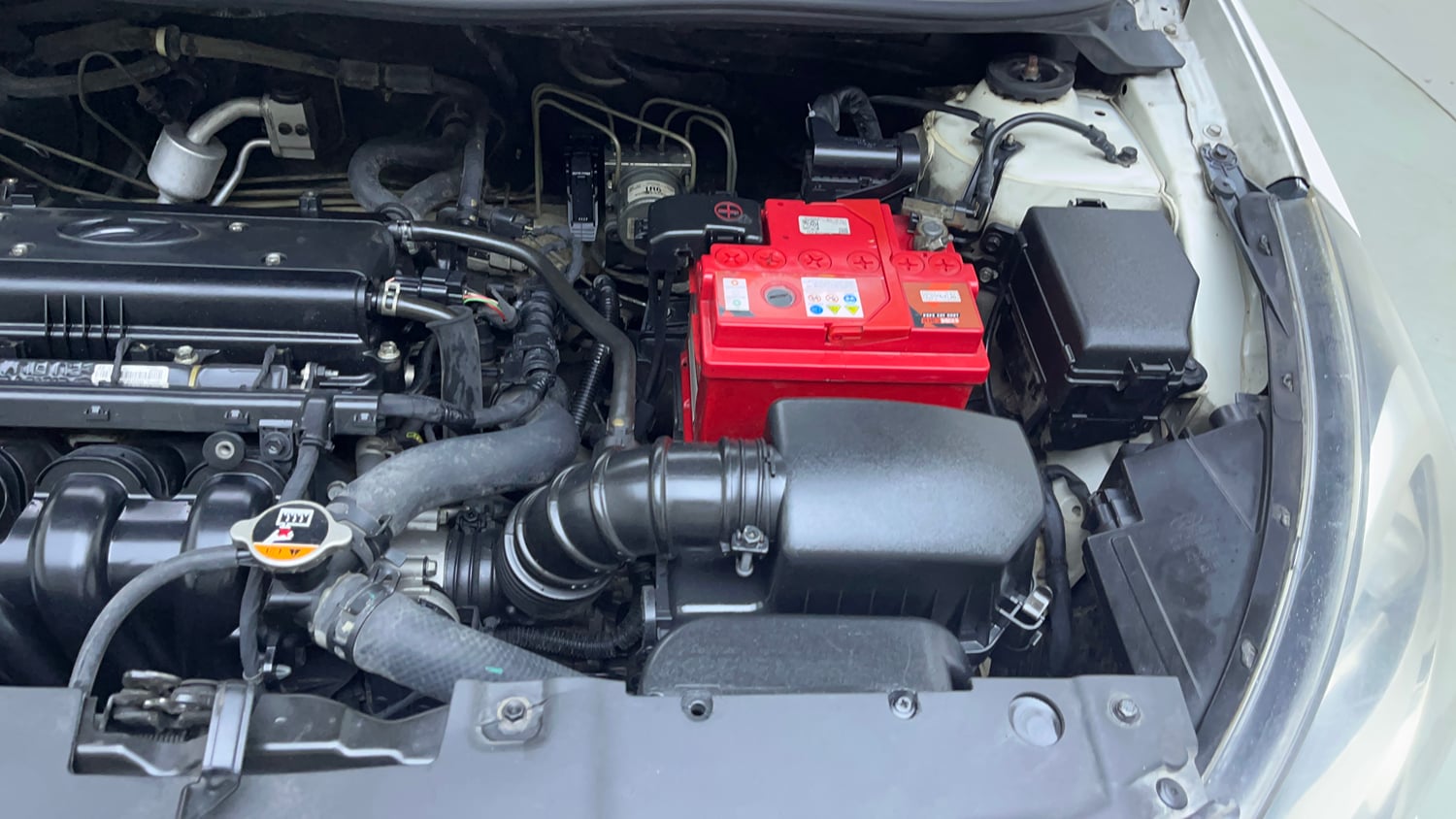 Used 2015 Hyundai Verna Fluidic 1.6 VTVT SX Petrol Manual engine ENGINE LEFT SIDE VIEW
