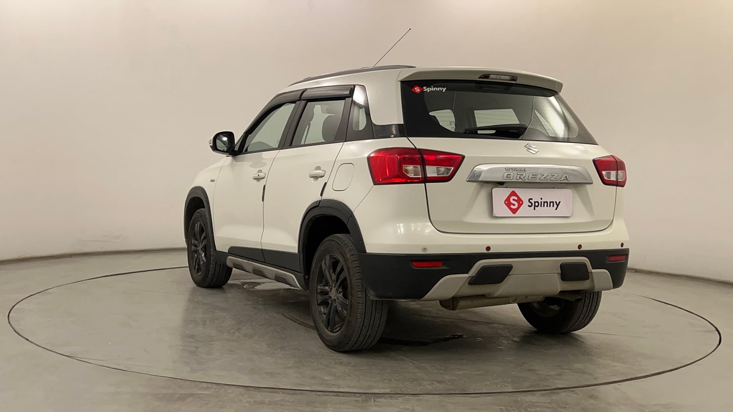 Used 2019 Maruti Suzuki Vitara Brezza [2016-2020] ZDi Plus Diesel Manual exterior LEFT REAR CORNER VIEW