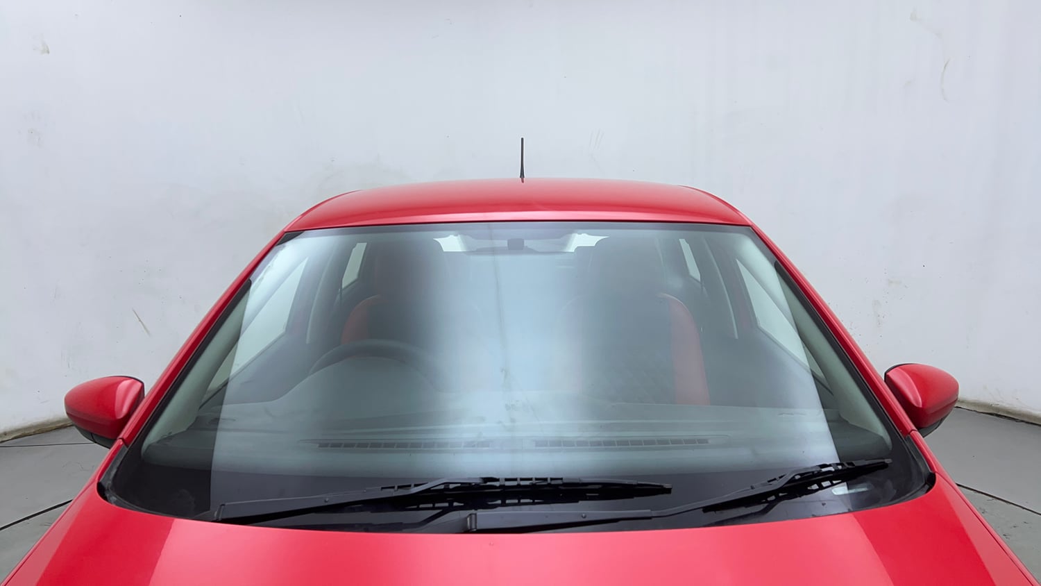 Used 2021 Volkswagen Polo Comfortline 1.0L MPI Petrol Manual exterior FRONT WINDSHIELD VIEW