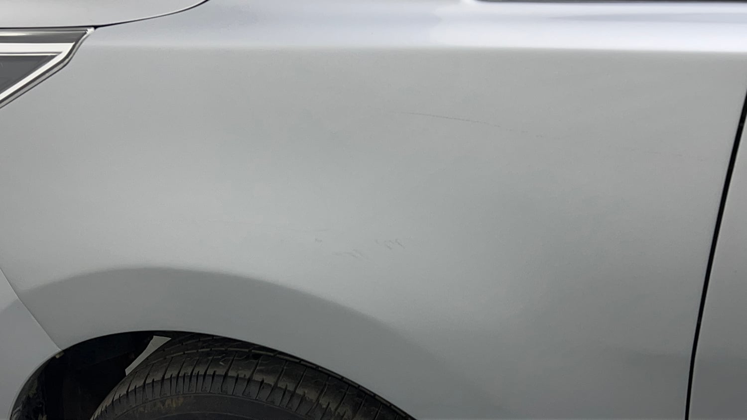 Used 2018 Toyota Innova Crysta 2.4 G 7 STR Diesel Manual dents MINOR SCRATCH