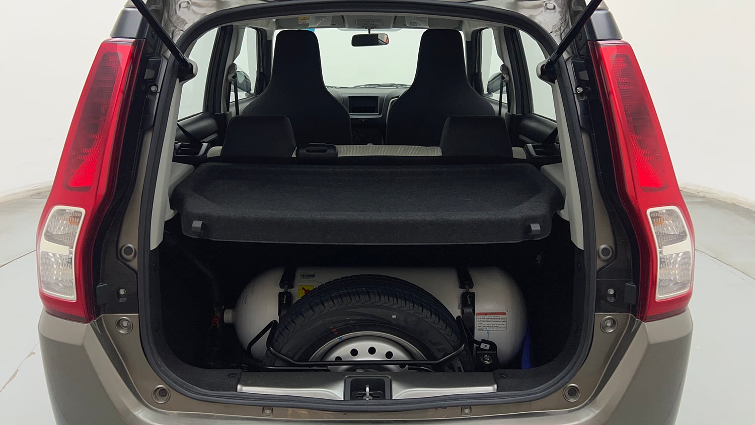 Used 2025 Maruti Suzuki Wagon R LXI 1.0 CNG Cng Manual interior DICKY INSIDE VIEW