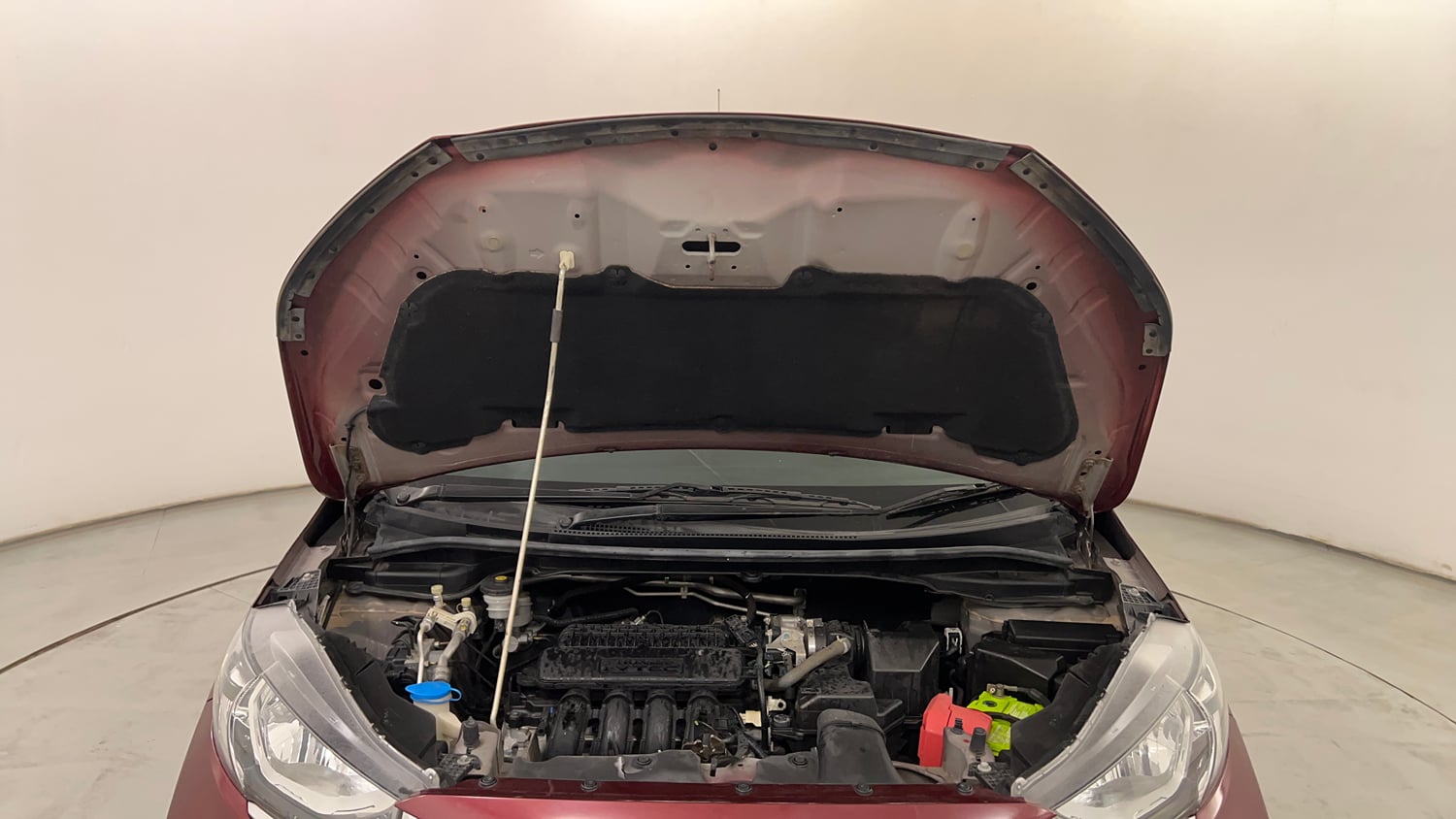 Used 2017 Honda WR-V S MT Petrol Petrol Manual engine ENGINE & BONNET OPEN FRONT VIEW